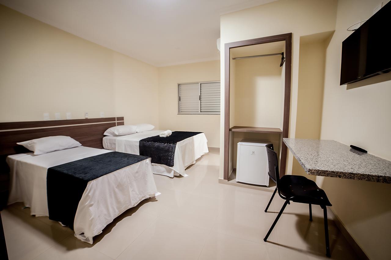 Apoema Hotel Куаба Екстериор снимка