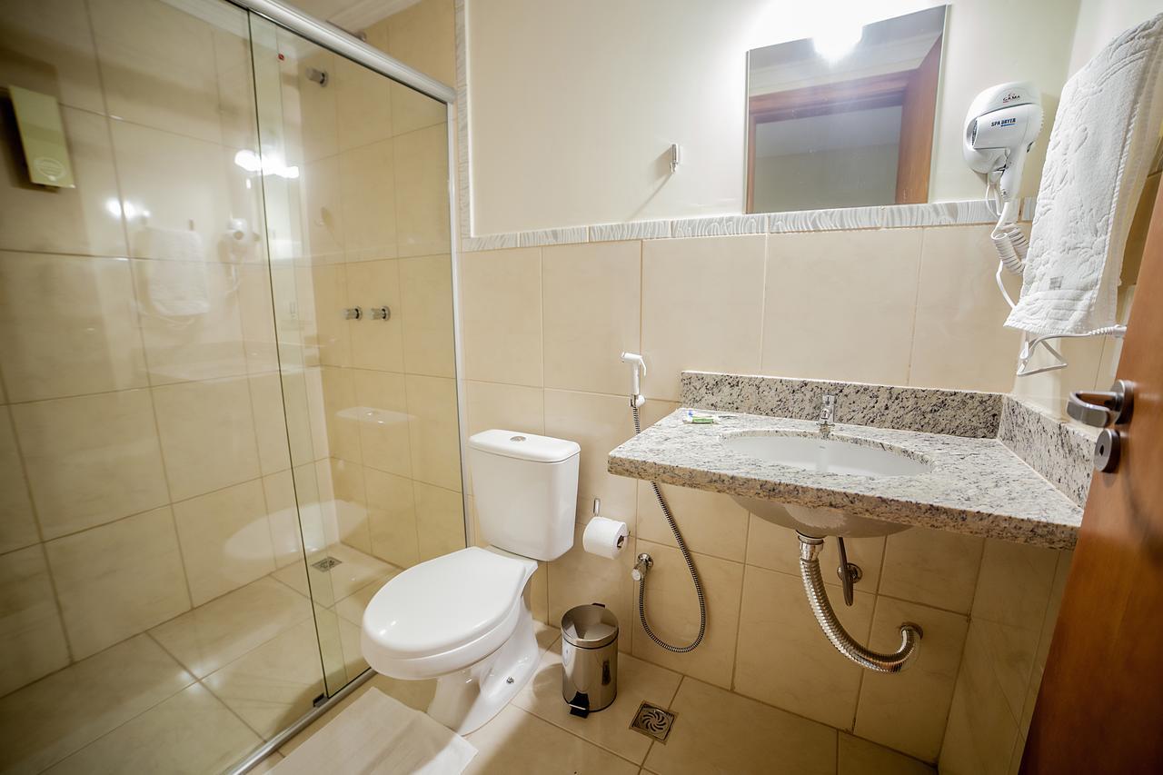Apoema Hotel Куаба Екстериор снимка